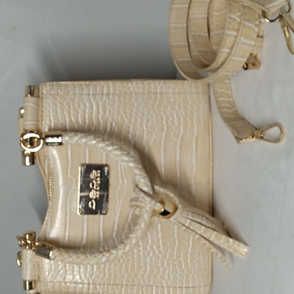 Bag - Picture 7 of 9
